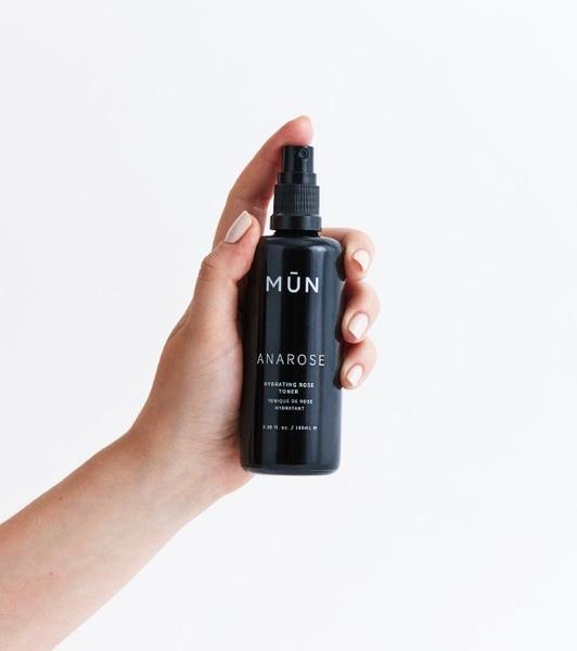 Anarose hydrating rose toner